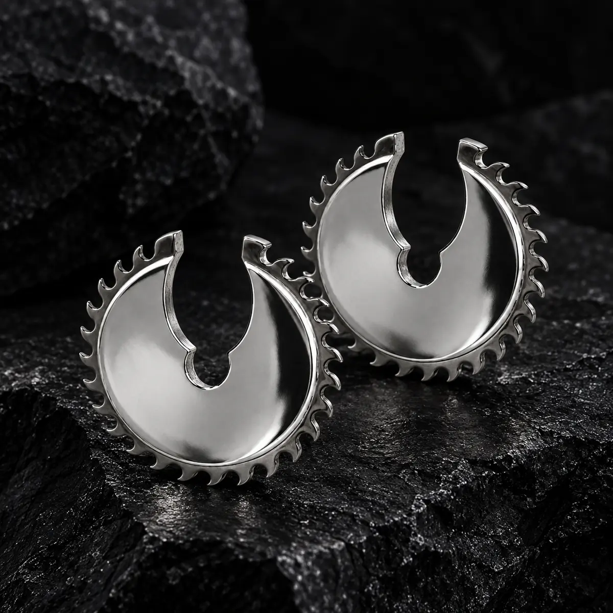 Circular Saw Blade Ear Cuff, No Piercing Punk Ear Clip, Industrial Gothic Statement Jewelry for Women & Men - product image