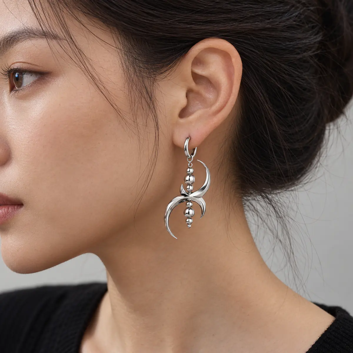3D Cylinder Symbol Blade Punk Drop Earrings, Exaggerated Design, Unique Ins Aesthetic Edgy Women's Ear Jewelry - wearing view