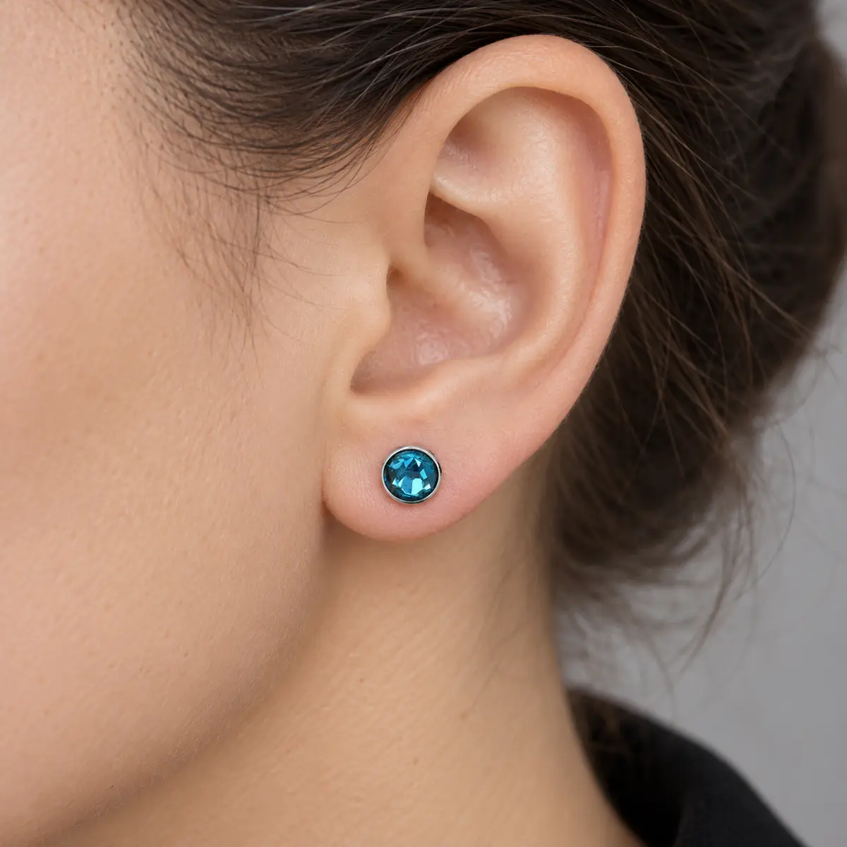 0.8mm Threadless Flat Back Stainless Steel Piercing Studs, Sparkling Tiny CZ Zircon, Healing Friendly Ear Lip Conch Cartilage Jewelry - product image